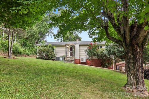 131 & 135 Boyd Avenue, Waynesville, NC, 28786 | Card Image