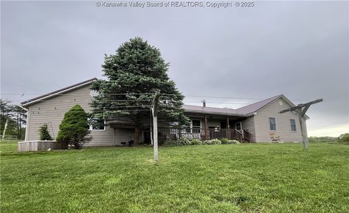 5860 Union Campground Rd, Letart, WV, 25253-8751 | Card Image