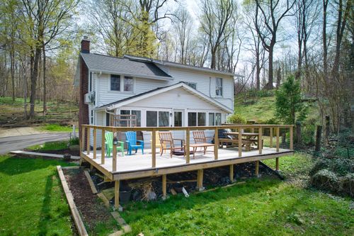 54879 Indian Lake Rd, Dowagiac, MI, 49047-9364 | Card Image