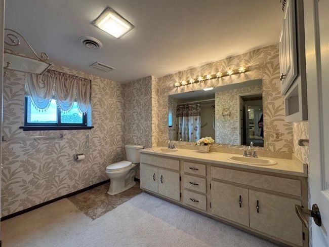 APT-606 - 3 Alta Vita Dr, Condo with 2 bedrooms, 2 bathrooms and 1 parking in Greensburg PA | Image 13