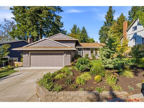 21 Touchstone, Lake Oswego, OR, 97035-1905 | Card Image