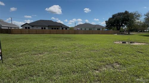 433 Marcelo St, La Feria, TX, 78559-2007 | Card Image