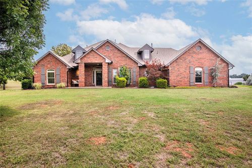 13124 Skyland Dr, Yukon, OK, 73099-8514 | Card Image