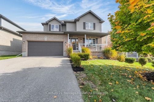 24 Woodhatch Cres, Ingersoll, ON, N5C0A2 | Card Image