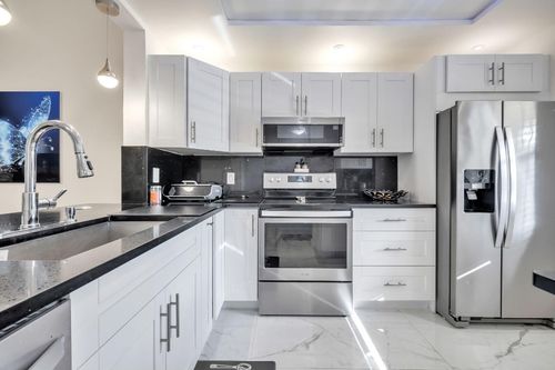 2679-4307 Carambola Cir S, Coconut Creek, FL, 33066-2548 | Card Image