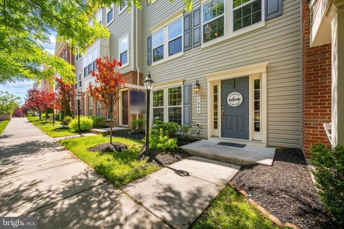 7062 Foxton Way, HANOVER, MD, 21076-2111 | Card Image