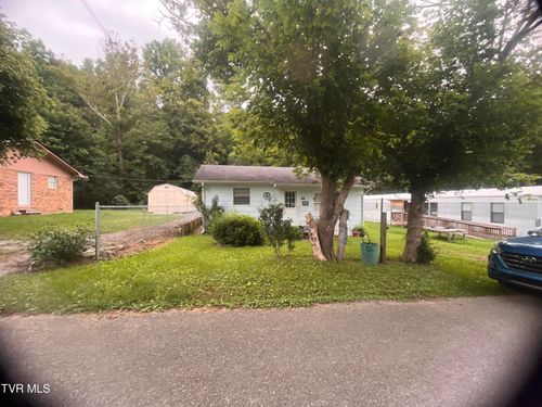 318 Jarvis St, Sneedville, TN, 37869-3602 | Card Image