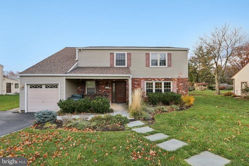 4133 Joshua Rd, LAFAYETTE HILL, PA, 19444-1211 | Card Image