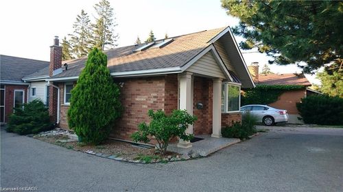 a-410 Erb St W, Waterloo, ON, N2L1W8 | Card Image