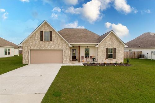 20467 Cornerstone Rd, Hammond, LA, 70401-3617 | Card Image