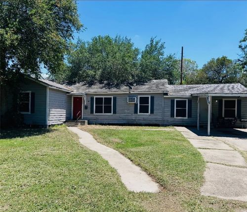 1152 E 4th St, Alice, TX, 78332-5020 | Card Image