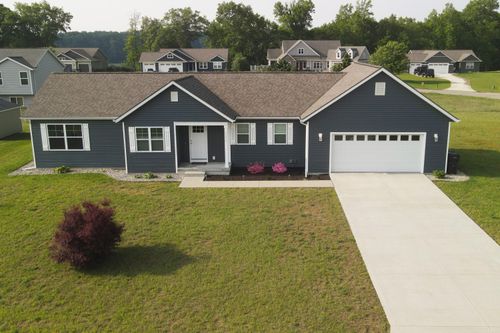 3290 Signal Point Dr, Allegan, MI, 49010-8787 | Card Image