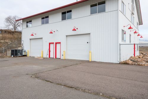 7890 Thornton Dr, Missoula, MT, 59808-8812 | Card Image