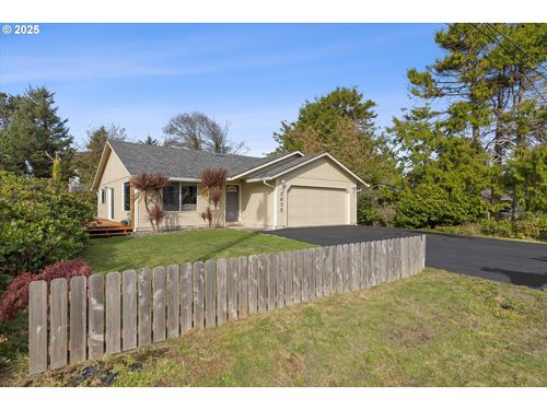 3635 Sea Mist Ave, Depoe Bay, OR, 97341-9790 | Card Image