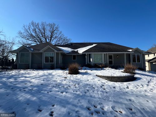 2005 Great Oaks Dr, Burnsville, MN, 55337-8525 | Card Image