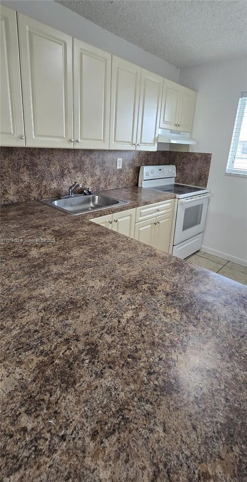 apt-154-10820 Sw 200th Dr, Cutler Bay, FL, 33157-8418 | Card Image