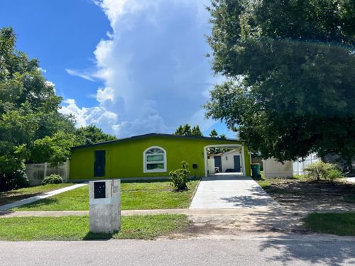 22195 Hernando Ave, PORT CHARLOTTE, FL, 33952-5522 | Card Image