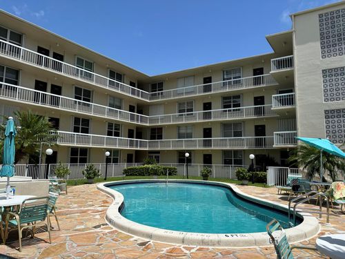 206-1131 Se 4th Street, Boynton Beach, FL, 33435 | Card Image