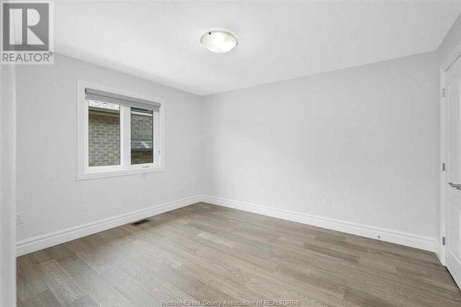 23 Noble Crt, House other with 5 bedrooms, 3 bathrooms and null parking in Amherstburg ON | Image 16