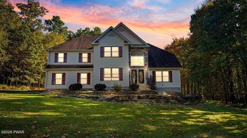 156 Spruce Run Dr, Dingmans Ferry, PA, 18328-7727 | Card Image