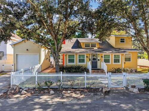 428 Hillcrest Ct, MOUNT DORA, FL, 32757-5620 | Card Image