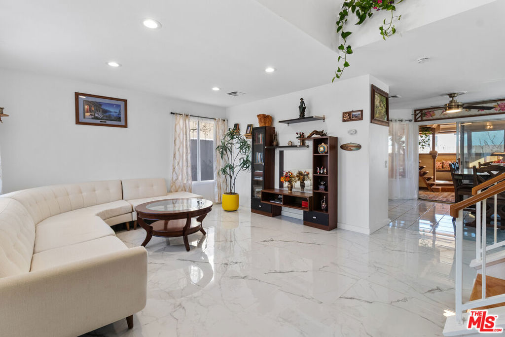 Residential in Palmdale 5