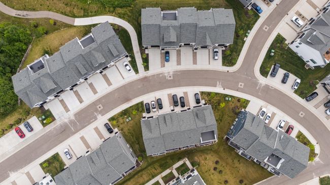 2946 Corston Rd, Condo with 4 bedrooms, 4 bathrooms and null parking in Ann Arbor MI | Image 47