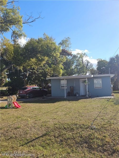 3966 Madison Ave, Fort Myers, FL, 33916-1318 | Card Image