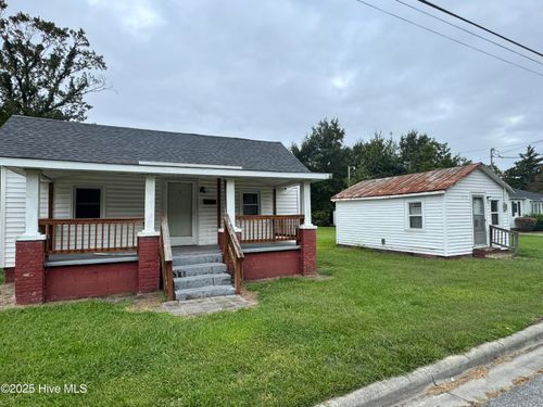 4270 High St, Ayden, NC, 28513-7107 | Card Image