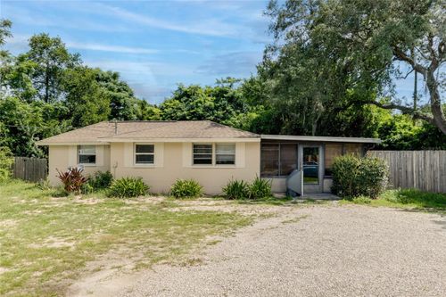 4181 Chestnut Dr, Mount Dora, FL, 32757-3228 | Card Image
