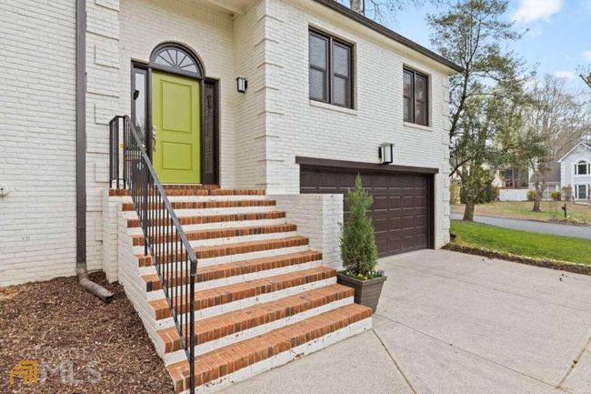 1840 N Creek Cir, House other with 3 bedrooms, 3 bathrooms and 2 parking in Alpharetta GA | Image 4