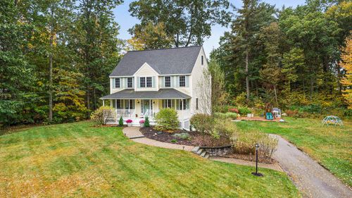 2 Major Ln, Plaistow, NH, 03865-2239 | Card Image