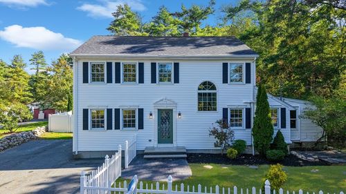 1261 N Hixville Rd, Dartmouth, MA, 02747-1111 | Card Image