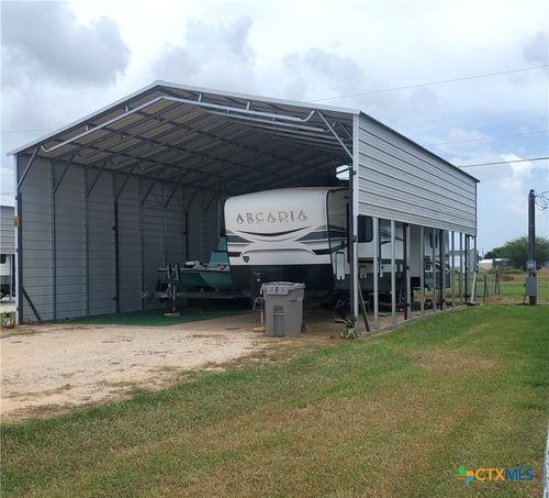 309 S 14th St, Seadrift, TX, 77983 | Card Image