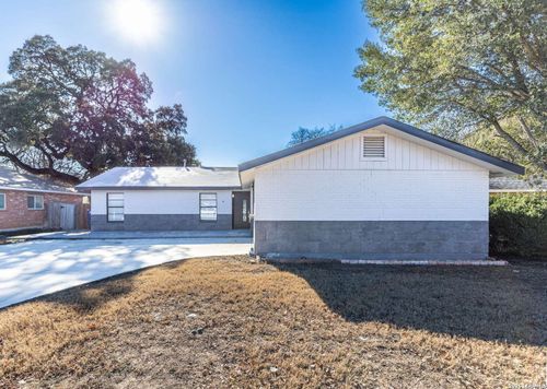 7046 Brookport, San Antonio, TX, 78238-3524 | Card Image