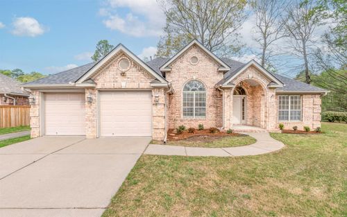 136 Nemours Ct, Maumelle, AR, 72113-6751 | Card Image