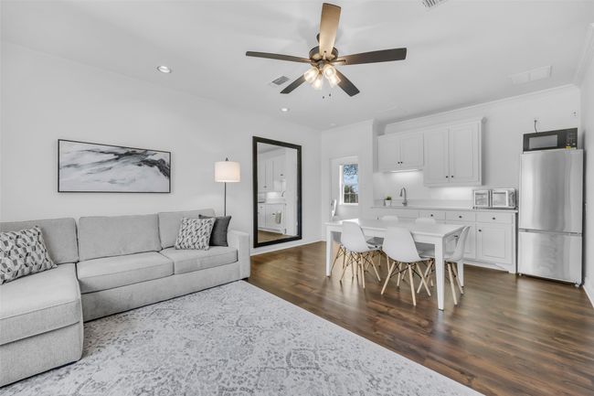 Guest quarters features kitchenette, dining & living area | Image 26