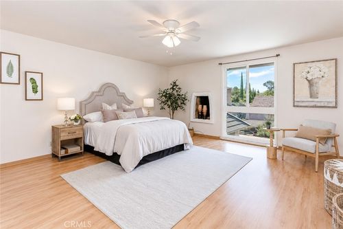 8237 Henshaw Cir, Buena Park, CA, 90621-1361 | Card Image