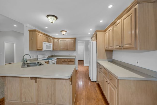 102 Stephen Nicks Dr, House other with 3 bedrooms, 2 bathrooms and 4 parking in Dickson TN | Image 14