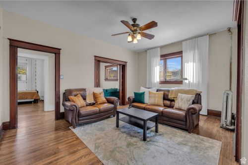 a5-310 S 300 E, Salt Lake City, UT, 84111 | Card Image