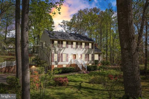 113 Poplar Dr, FREDERICKSBURG, VA, 22401-5228 | Card Image