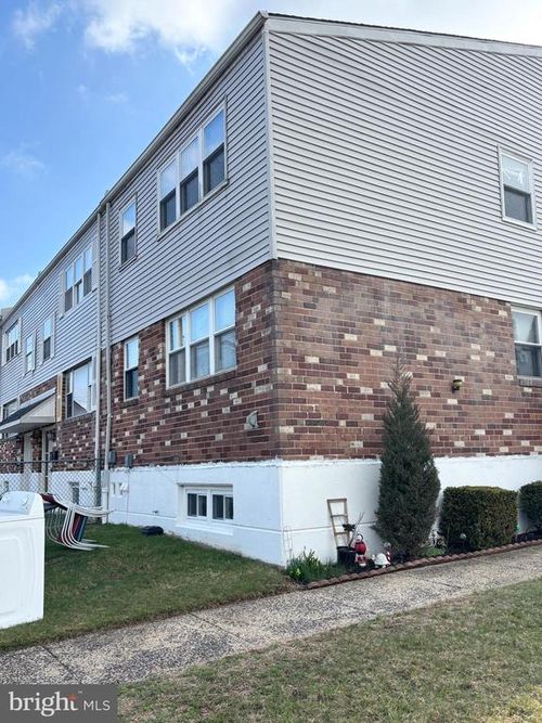 10751 E Keswick Rd, Philadelphia, PA, 19154-4117 | Card Image