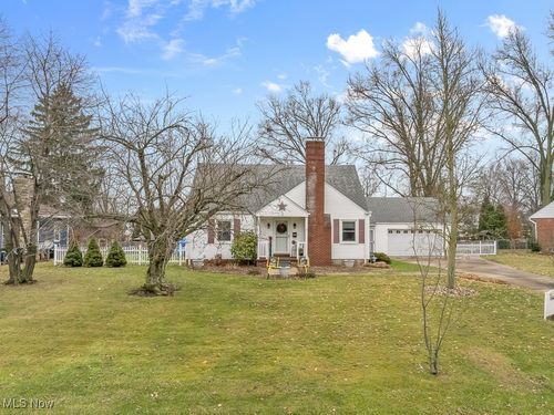 1810 Lilly Lane, Alliance, OH, 44601 | Card Image