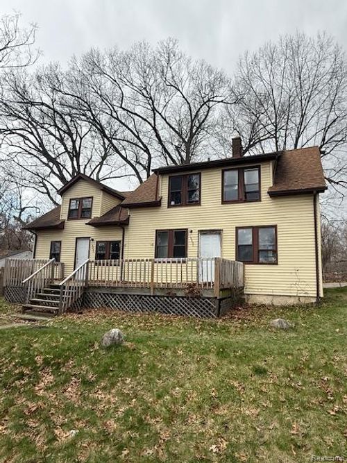 16845-7 Dolphin St, Detroit, MI, 48219-3828 | Card Image