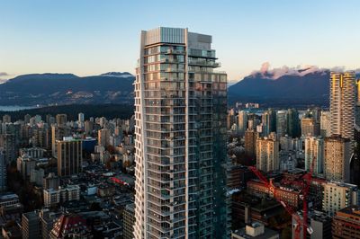 3601 - 1289 Hornby St, Condo with 2 bedrooms, 2 bathrooms and 1 parking in Vancouver BC | Image 1