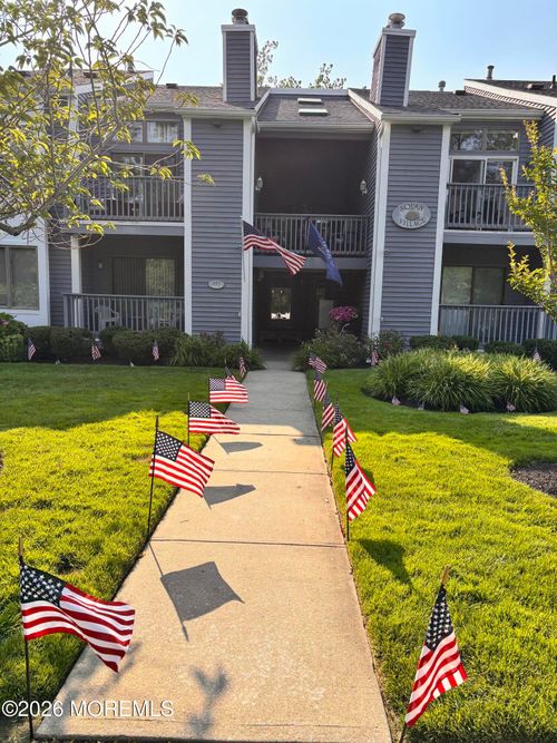 7-105 Mount Ln, Manasquan, NJ, 08736-3642 | Card Image
