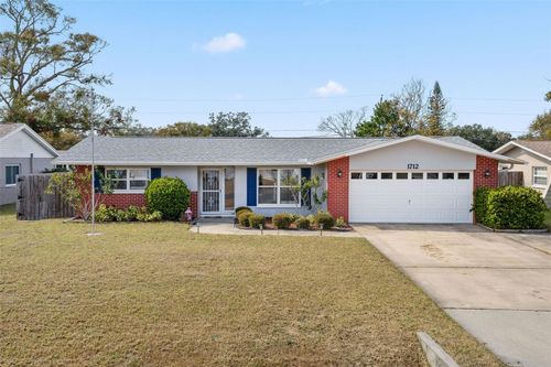 1712 Thomas Dr, CLEARWATER, FL, 33759-1923 | Card Image