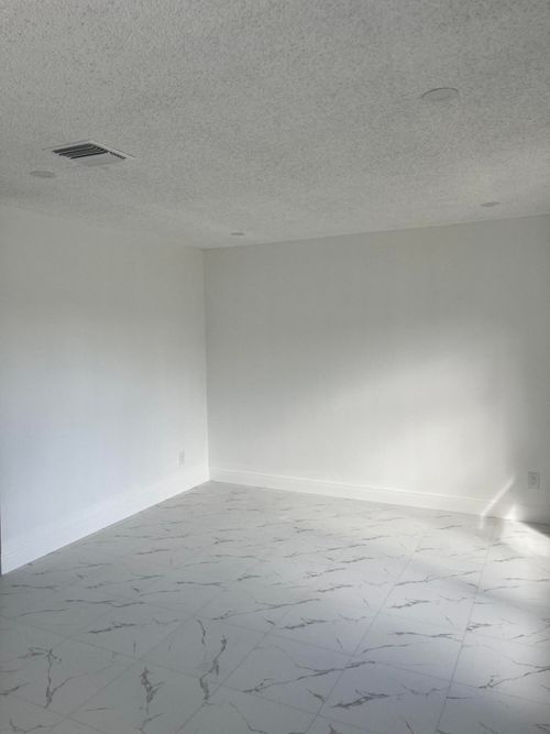 2747 Summit Blvd, West Palm Beach, FL, 33406-4230 | Card Image