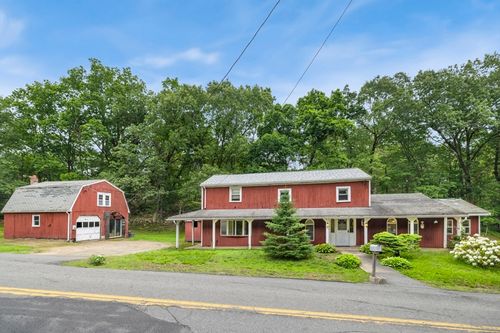 121 Liberty St, Middleton, MA, 01949-1441 | Card Image