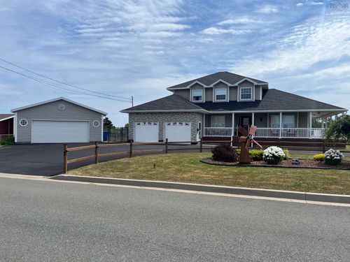 21 Woodward St, Glace Bay, NS, B1A4R4 | Card Image